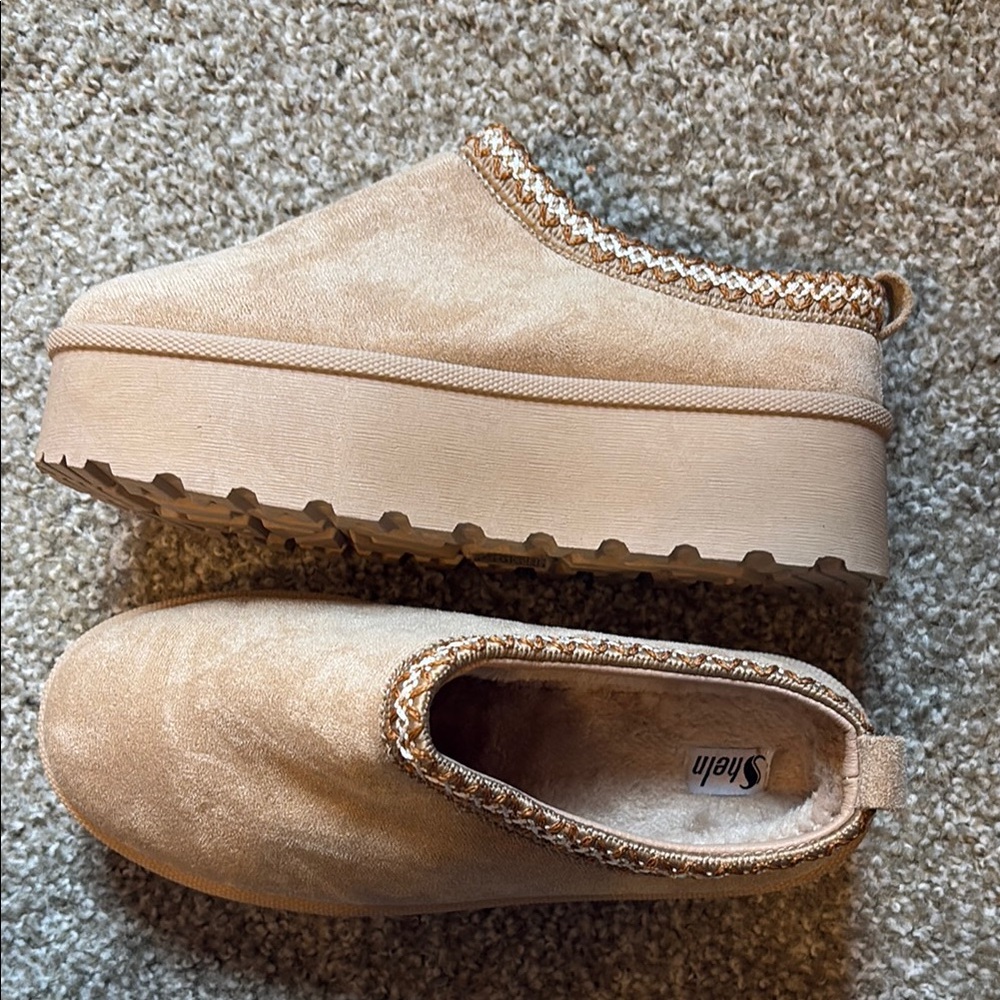 SHEIN Tan Platform Shoes